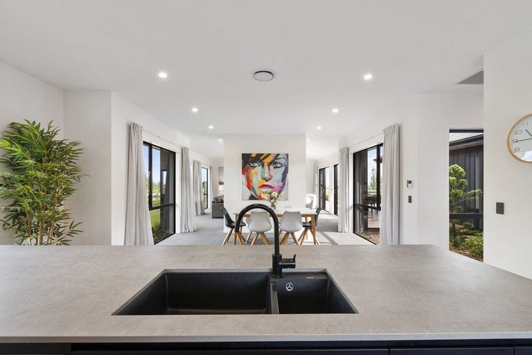 Photo of property in 6 Dickins Lane, Aokautere, Palmerston North, 4471