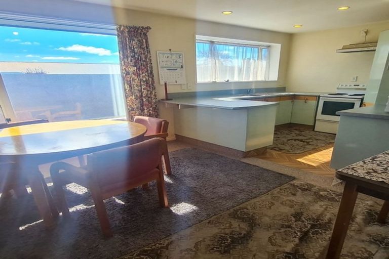 Photo of property in 260a Blenheim Road, Upper Riccarton, Christchurch, 8041