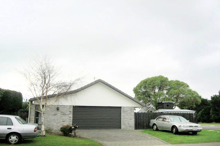 Photo of property in 19 The Avenue, Paraparaumu Beach, Paraparaumu, 5032
