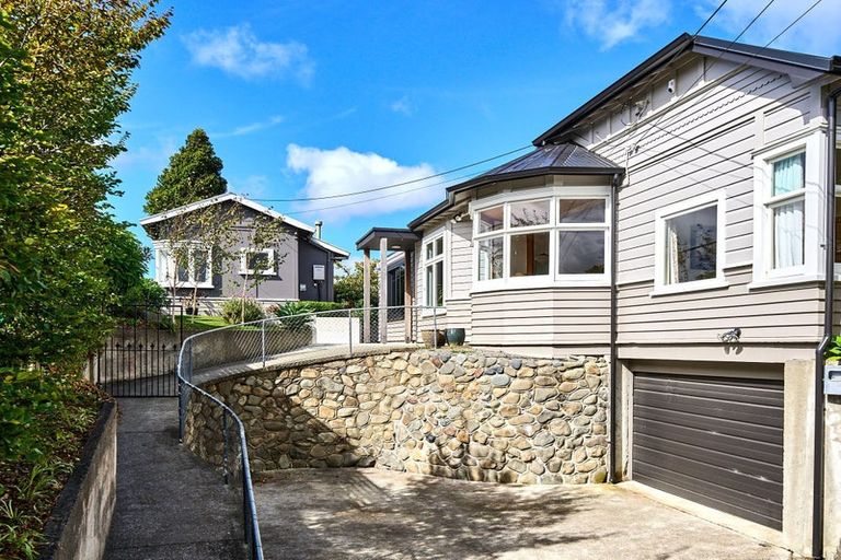 Photo of property in 7 Lochiel Road, Khandallah, Wellington, 6035