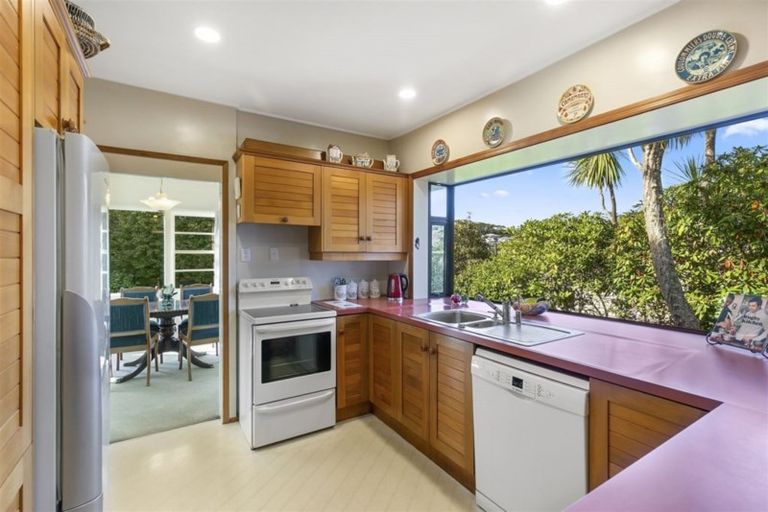 Photo of property in 13 Baroda Street, Khandallah, Wellington, 6035