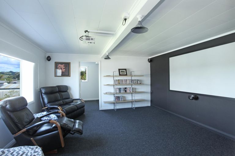 Photo of property in 44 Wainui Road, Raglan, 3225