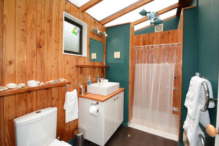 Photo of property in 17 Harbour Terrace, Careys Bay, Port Chalmers, 9023