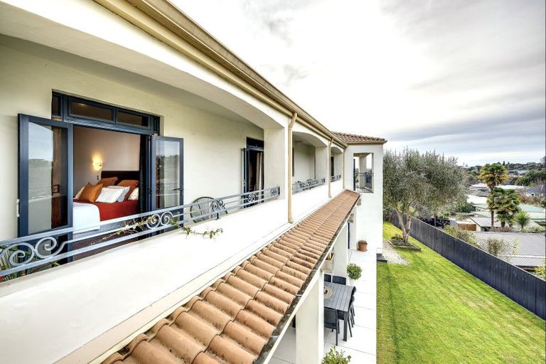 Photo of property in 55a Lucknow Road, Havelock North, 4130