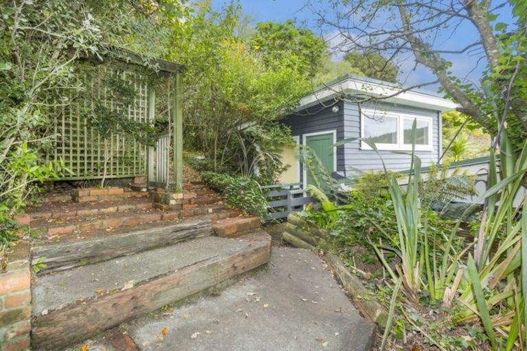 Photo of property in 29 Blue Mountains Road, Silverstream, Upper Hutt, 5019