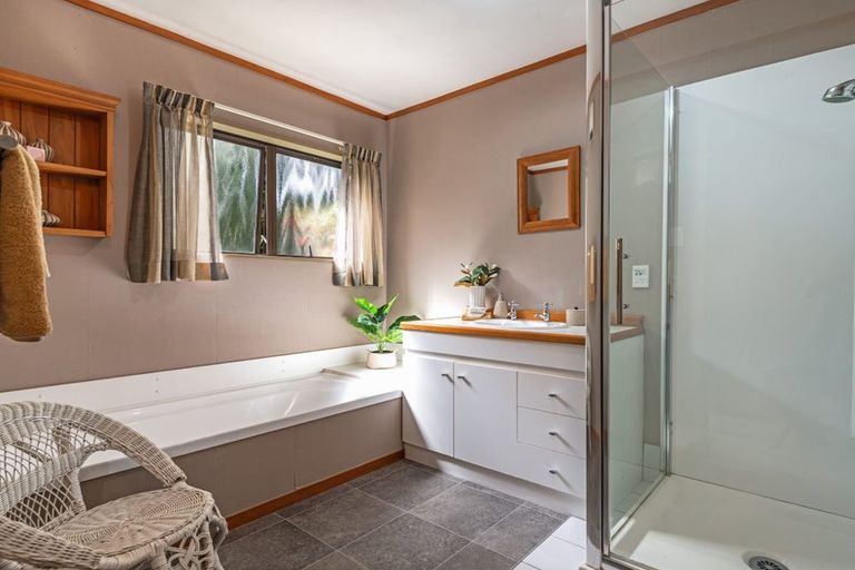 Photo of property in 3 Franklin Avenue, Hokowhitu, Palmerston North, 4410