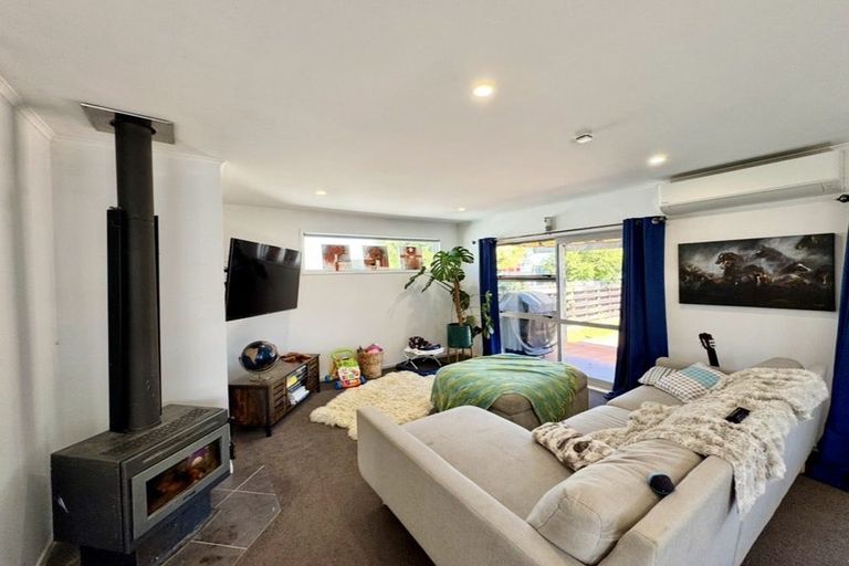 Photo of property in 39 Lockhart Avenue, Milson, Palmerston North, 4414