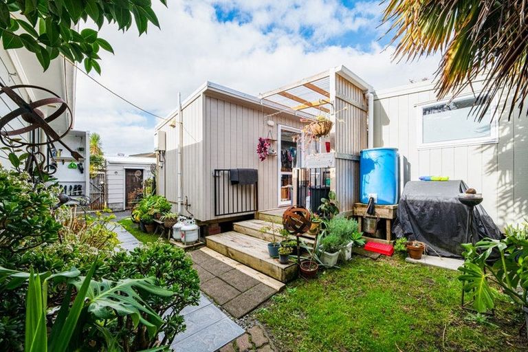 Photo of property in 57 Urlich Drive, Ranui, Auckland, 0612
