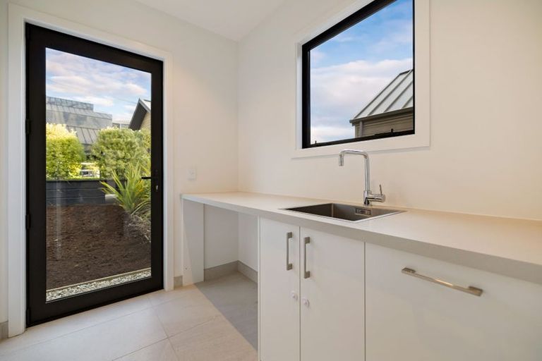 Photo of property in 4 Polperro Court, Jacks Point, Queenstown, 9371