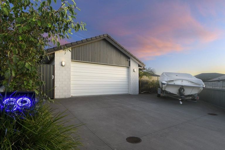 Photo of property in 69 Bert Wall Drive, Omokoroa, 3114