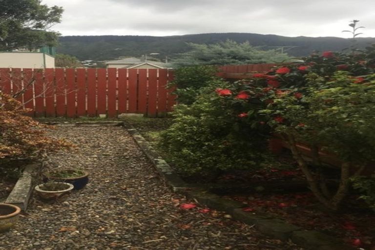 Photo of property in 5/5 Court Road, Tawa, Wellington, 5028