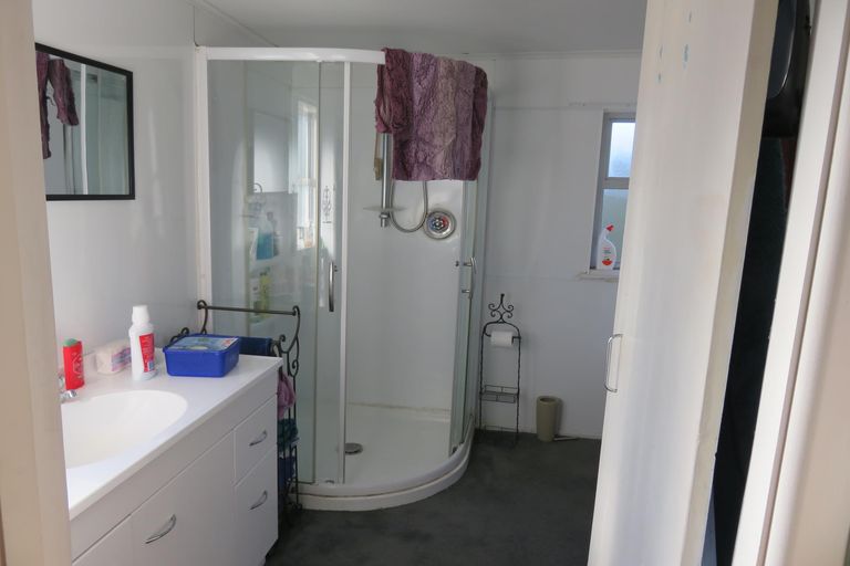 Photo of property in 28 Saint Leonards Road, Temuka, 7920