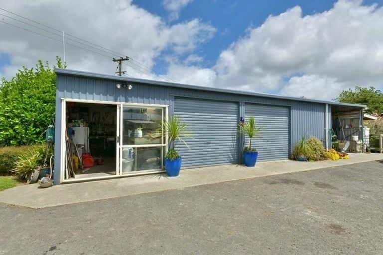 Photo of property in 145 Kanohi Road, Kaukapakapa, 0873