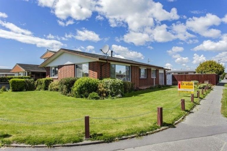 Photo of property in 58 Durham Street, Rangiora, 7400
