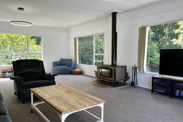 Photo of property in 318 Huia Road, Titirangi, Auckland, 0604