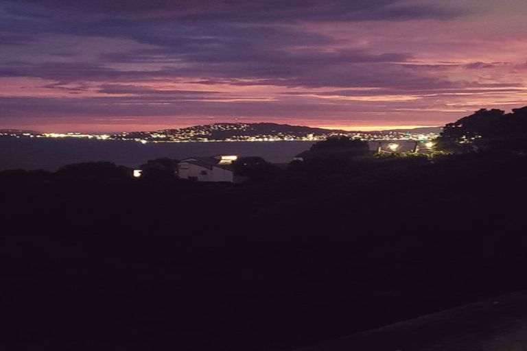 Photo of property in 70 Homebush Road, Khandallah, Wellington, 6035