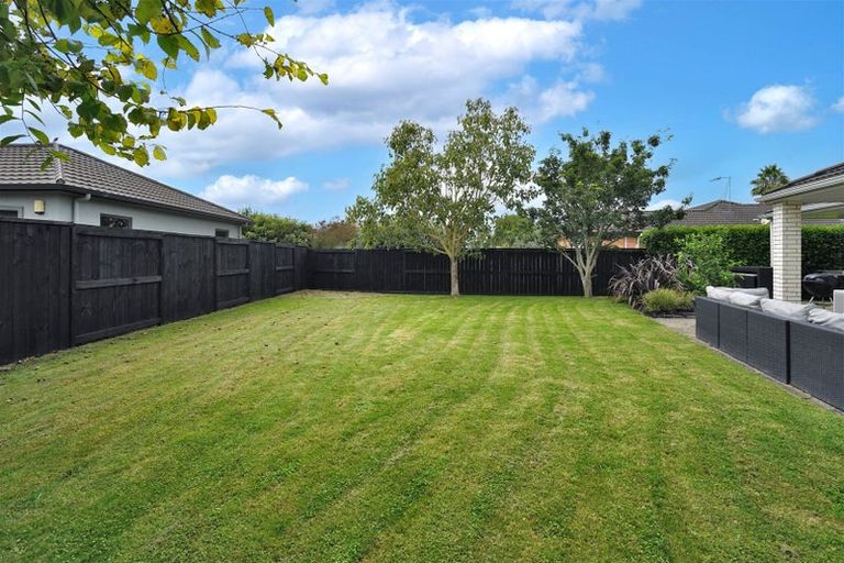 Photo of property in 20 Winchester Place, Rototuna North, Hamilton, 3210