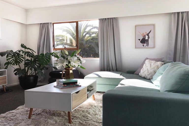 Photo of property in 13 East Street, Papakura, 2110