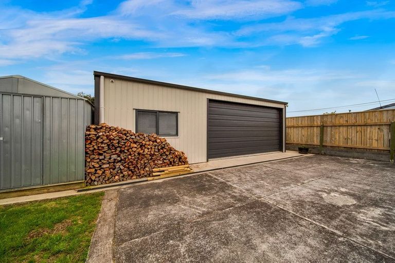 Photo of property in 283 Carrington Street, Vogeltown, New Plymouth, 4310