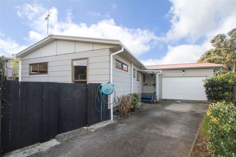 Photo of property in 7 Taihiki Road, Clarks Beach, 2122