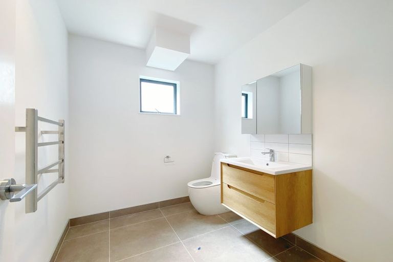 Photo of property in 34 Sinton Road, Hobsonville, Auckland, 0618