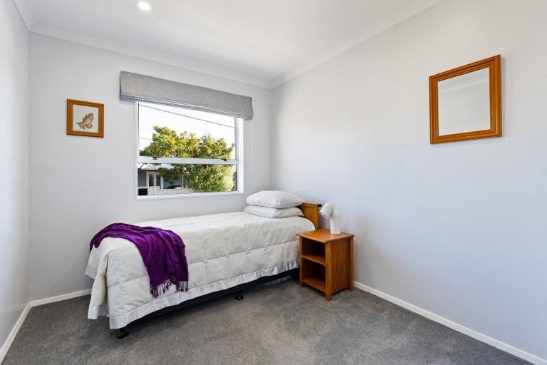 Photo of property in 25 Given Street, Havelock North, 4130