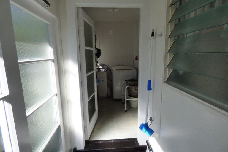 Photo of property in 59 Young Street, New Plymouth, 4310