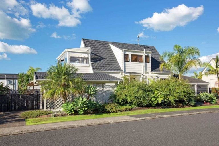 Photo of property in 14 Rogers Avenue, Eastern Beach, Auckland, 2012