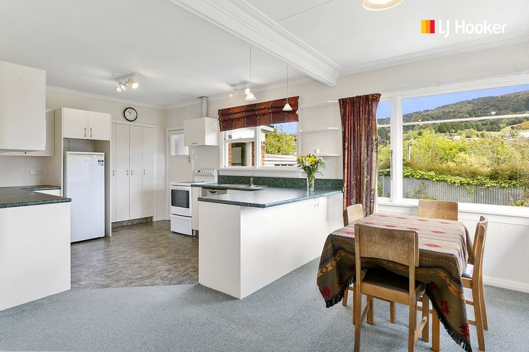 Photo of property in 22 Derwent Street, Helensburgh, Dunedin, 9010