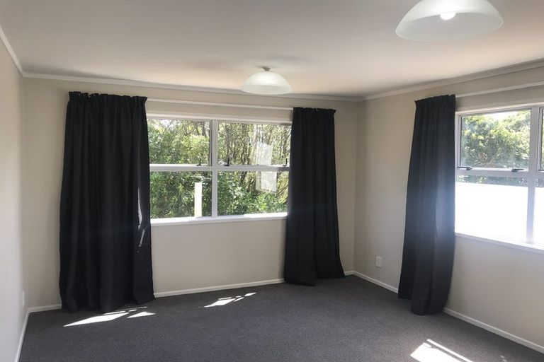 Photo of property in 59 Baylands Drive, Newlands, Wellington, 6037