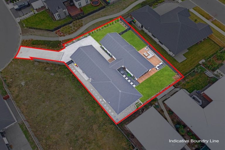 Photo of property in 10 Crosado Place, Rolleston, 7614