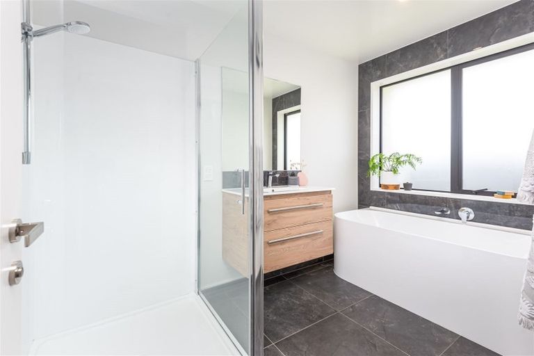 Photo of property in 10 Kestrel Street, Rolleston, 7615