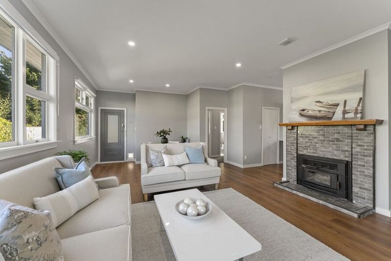 Photo of property in 100 Retreat Road, Avonside, Christchurch, 8061