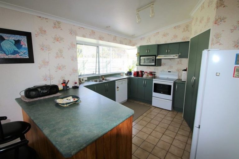 Photo of property in 12a Dominion Road, Nawton, Hamilton, 3200