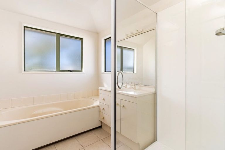 Photo of property in 533a Barbadoes Street, Edgeware, Christchurch, 8013