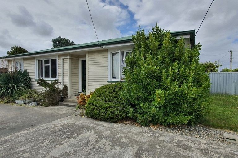 Photo of property in 23 Fraser Street, Waikiwi, Invercargill, 9810