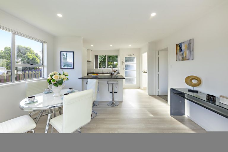 Photo of property in 21 Heathberry Close, Papatoetoe, Auckland, 2025