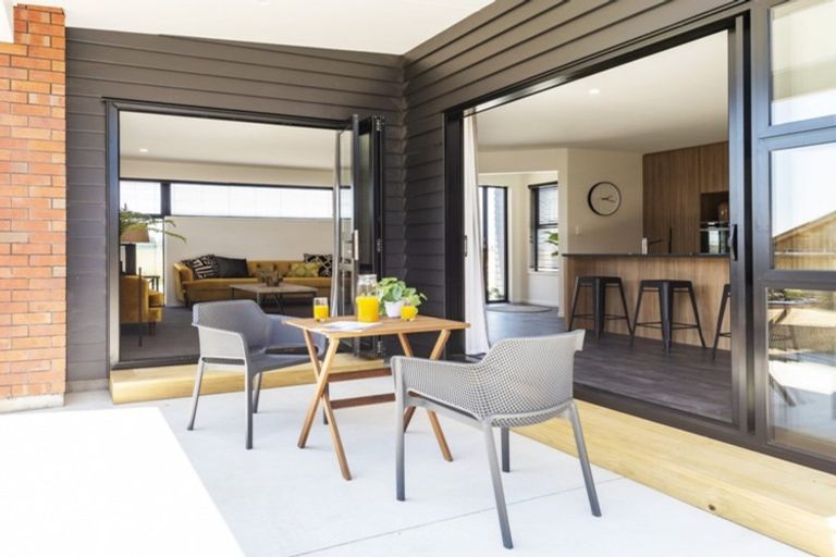 Photo of property in 230 The Boulevard, Papamoa Beach, Papamoa, 3118