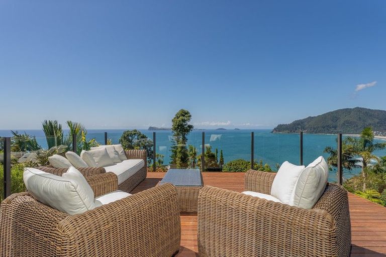 Photo of property in 241 Paku Drive, Tairua, 3508