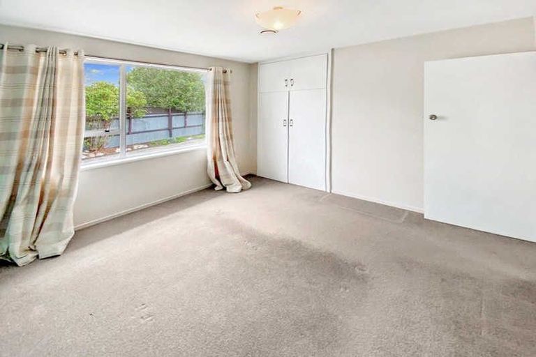 Photo of property in 3 Mckenzie Place, Waikuku Beach, 7402