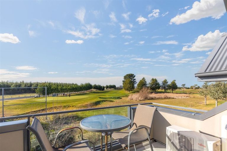 Photo of property in 562a Bower Avenue, Parklands, Christchurch, 8083