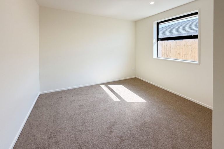 Photo of property in 1 Archibald Place, Halswell, 8025