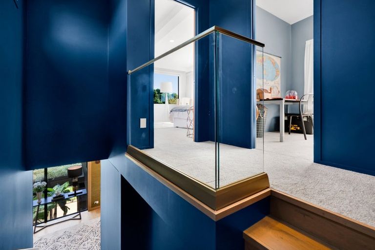 Photo of property in 12a Baring Terrace, Strandon, New Plymouth, 4312