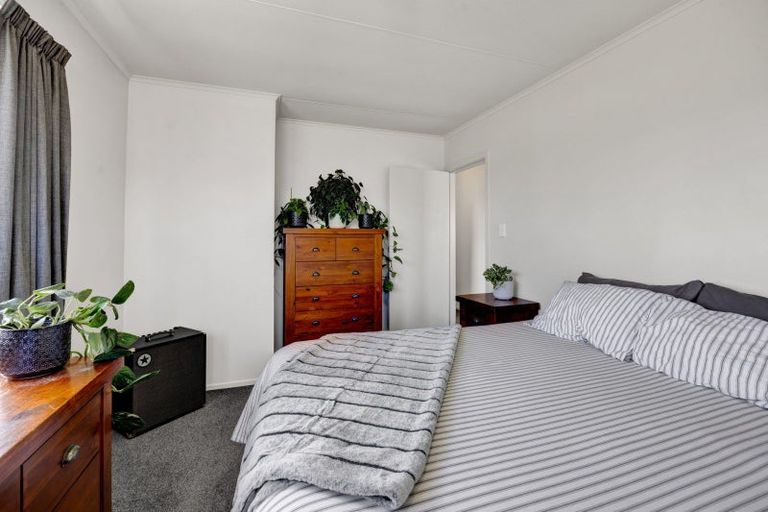 Photo of property in 73 Rata Street, Inglewood, 4330