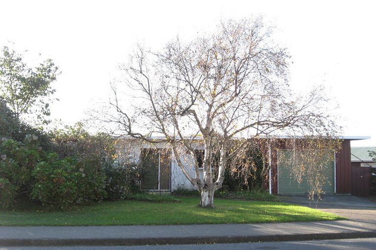 Photo of property in 39b Menin Road, Raumati South, Paraparaumu, 5032