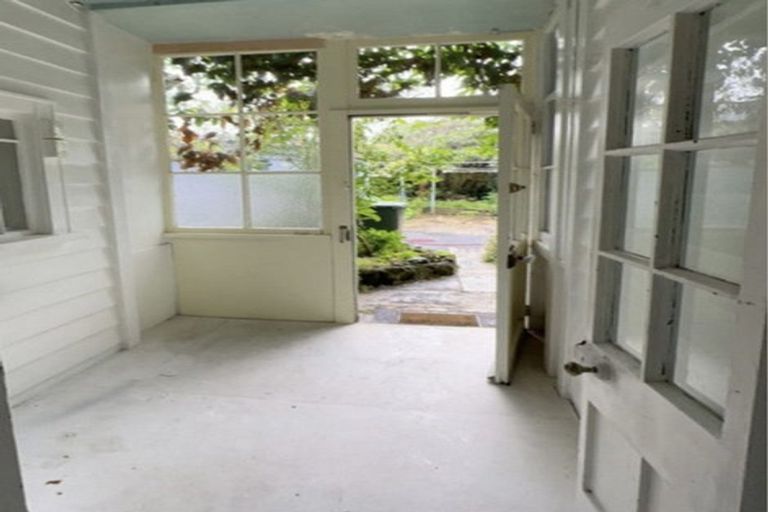Photo of property in 15 Queens Parade, Devonport, Auckland, 0624