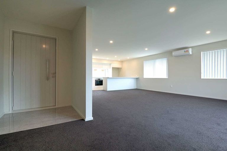 Photo of property in 8 Keeper Close, Woodend, 7610