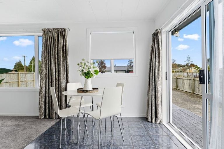 Photo of property in 6 Lugton Street, Nawton, Hamilton, 3200