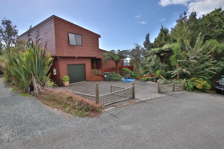 Photo of property in 44 Ward Drive, Opua, 0200