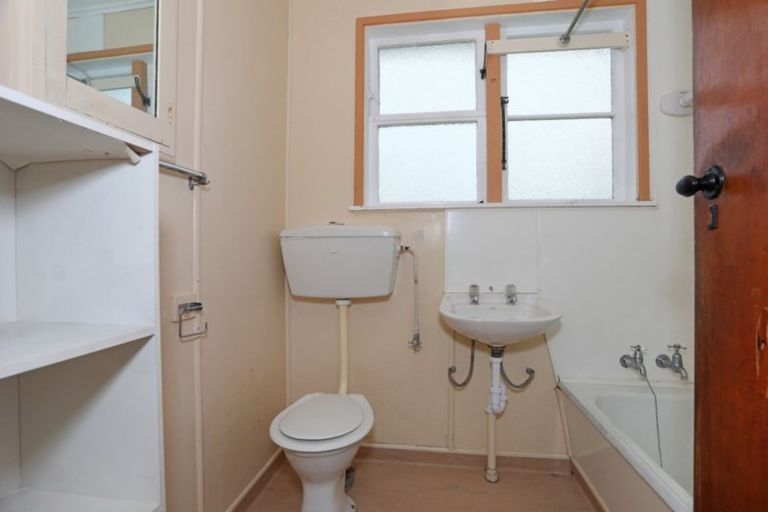 Photo of property in 15/17 Lyon Street, Marton, 4710